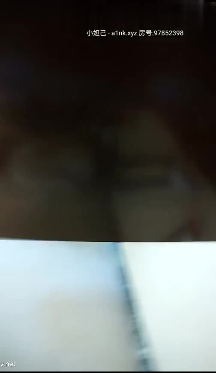 【新一代女探花】什么都玩N场收费大秀~闺蜜俩人各种玩【20V】 (19)