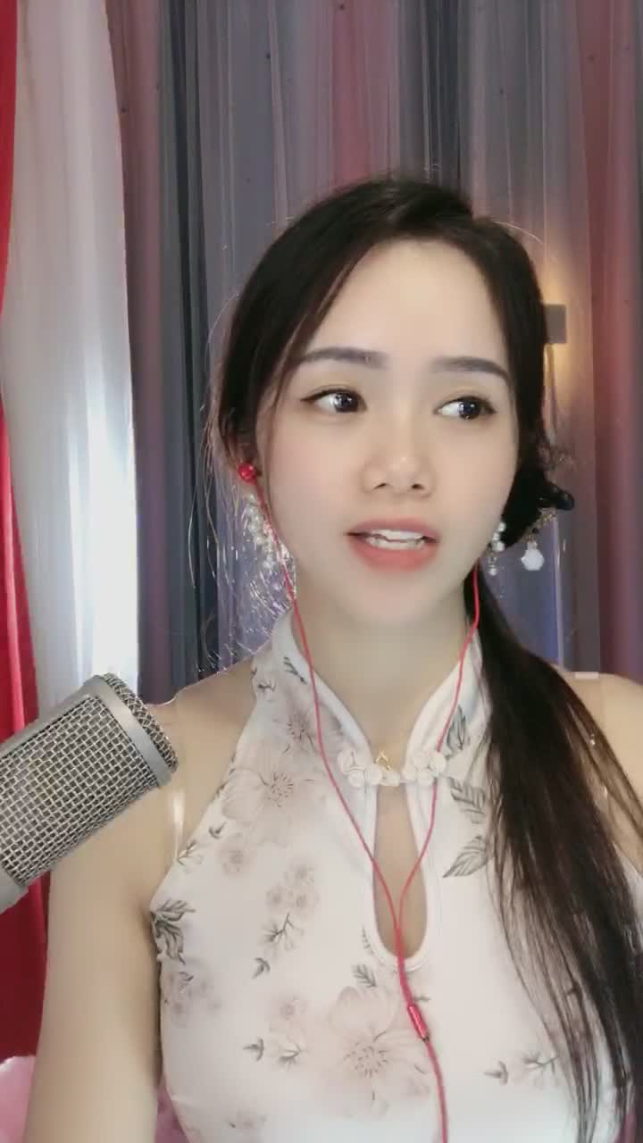 才艺绿播【舞蹈小鹿鹿】性感舞蹈~完美歌喉~舞蹈诱惑【31V】 (31)