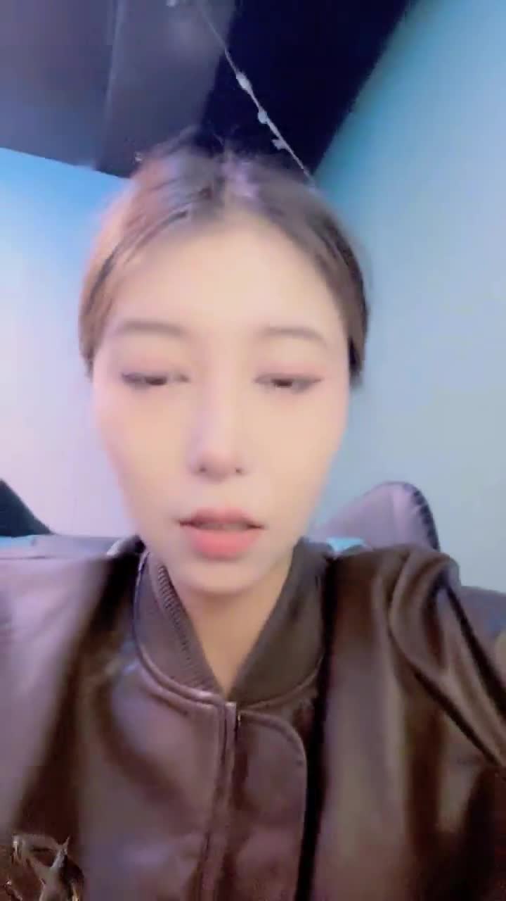 新合集~年末颜值女神回归【狗蛋】逼带跳弹~淫水滚滚~扣逼自慰秀【31V】 (3)