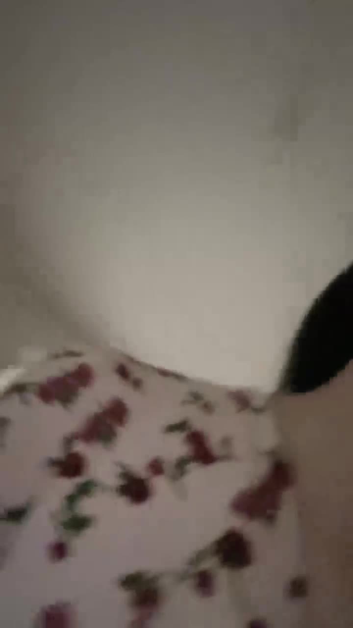 山区学姐【小陈陈】极品美乳~夜间户外~掰穴自慰~~喷水【60V】 (8)