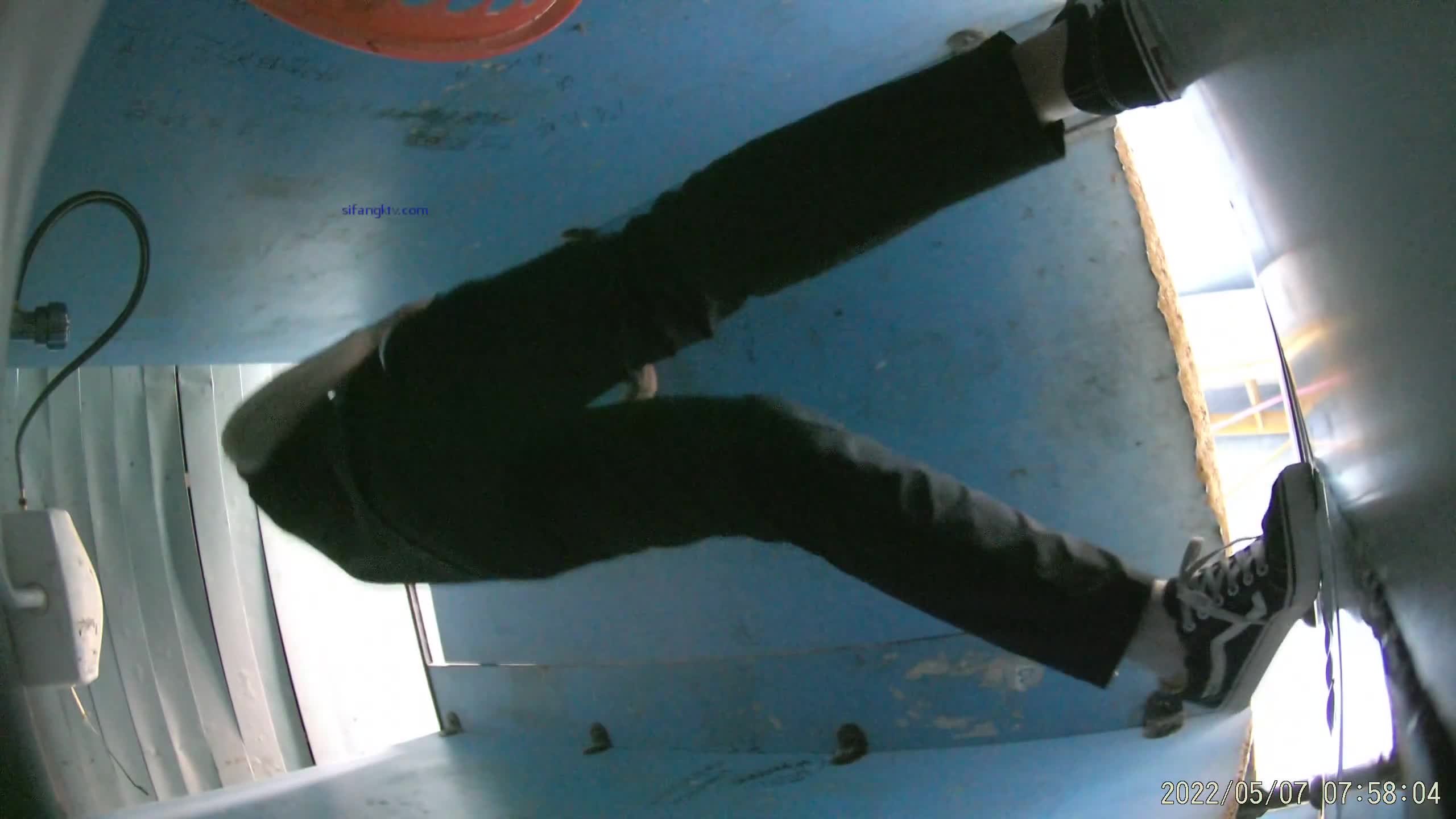 某房流出【商场女厕全景后拍】少妇 小姐姐 拉屎撒尿合集【296V】 (87)