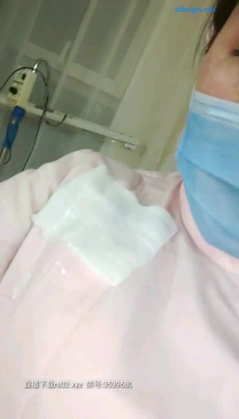 护士中医小姐姐上班途中都不忘跳弹~假鸡鸡~带来的快感【40V】 1(12)