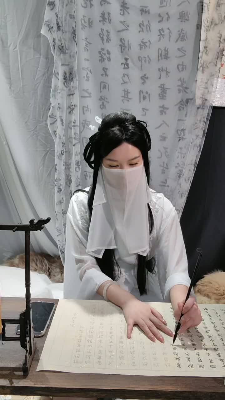 裸体写书法 上戏表演系专业演员【繁花女主角】裸舞~道具狂插流白浆~【29v】 (27)