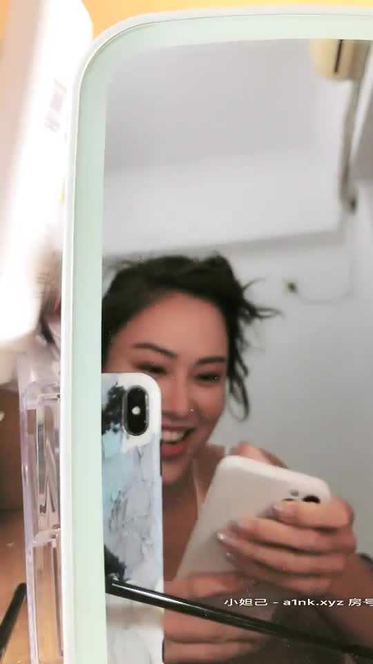 女同互舔【小叶漩】两个阴毛旺盛御姐各种互舔自慰PK，雪白巨乳 诱惑十足【18V】 (14)