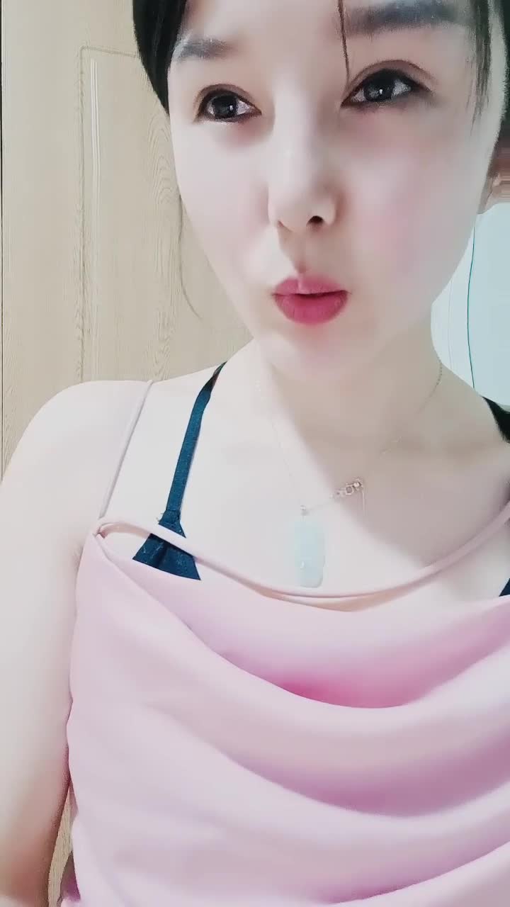 【是瑶一瑶呀】甜妹可爱~白皙高颜值~御姐收费秀【16V】 (16)