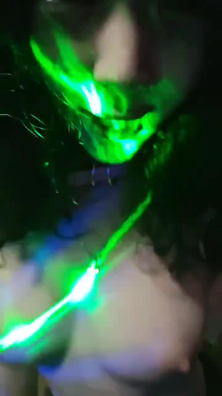 【宝贝上面好痒私房】美女淫乱大秀~轮番等着操场面真刺激【10V】 (10)