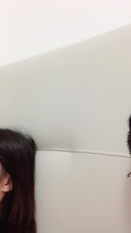 【万万姐姐】还是姐姐会玩，浴室到床上，紫薇啪啪把小伙爽翻【27v】 (1)