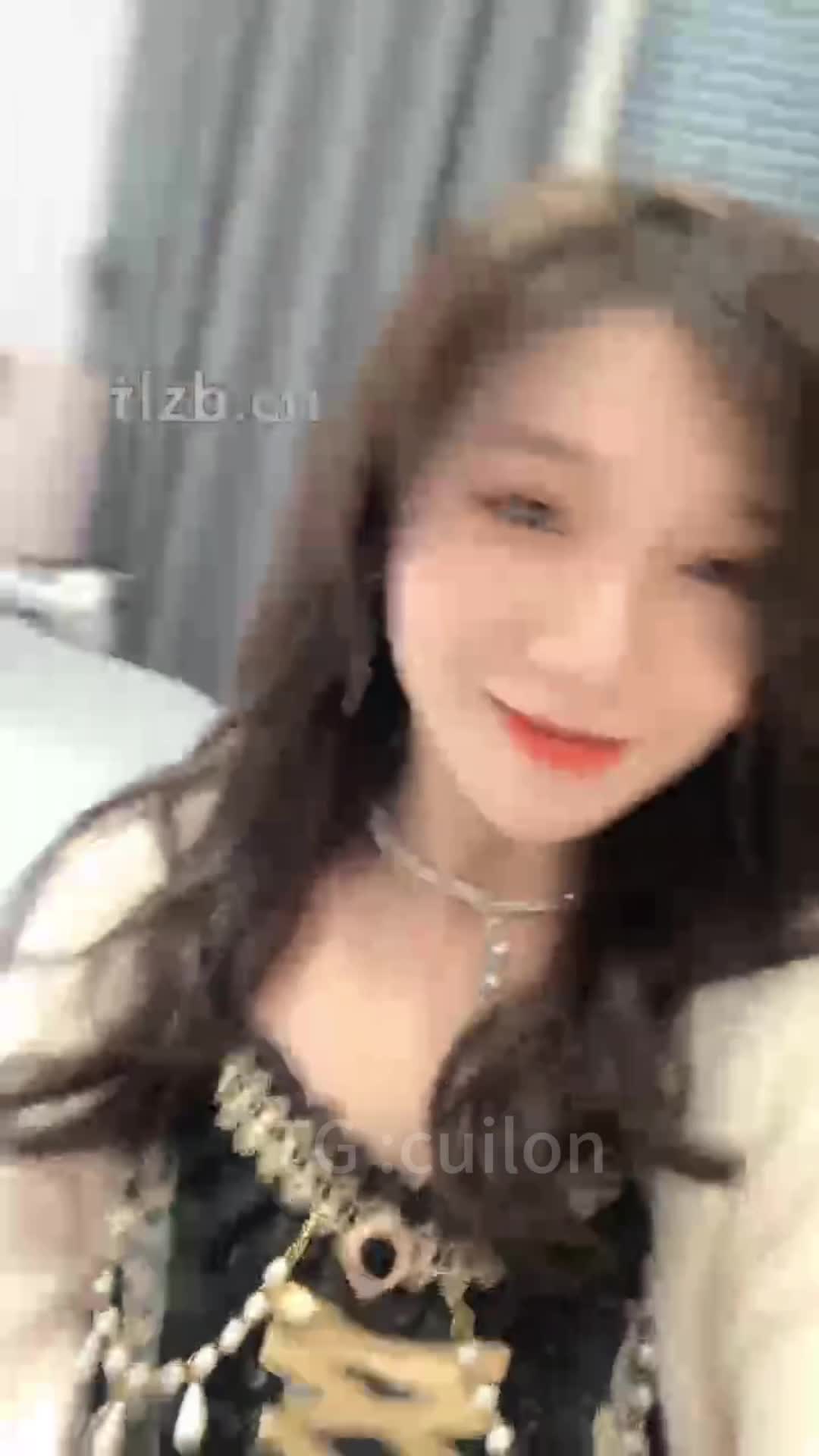 妈妈型女王❤️小麦❤️别叫妹妹叫主人妈妈 后妈的憋精训练 寸止榨精 适合舔屏！【17V】 (17)