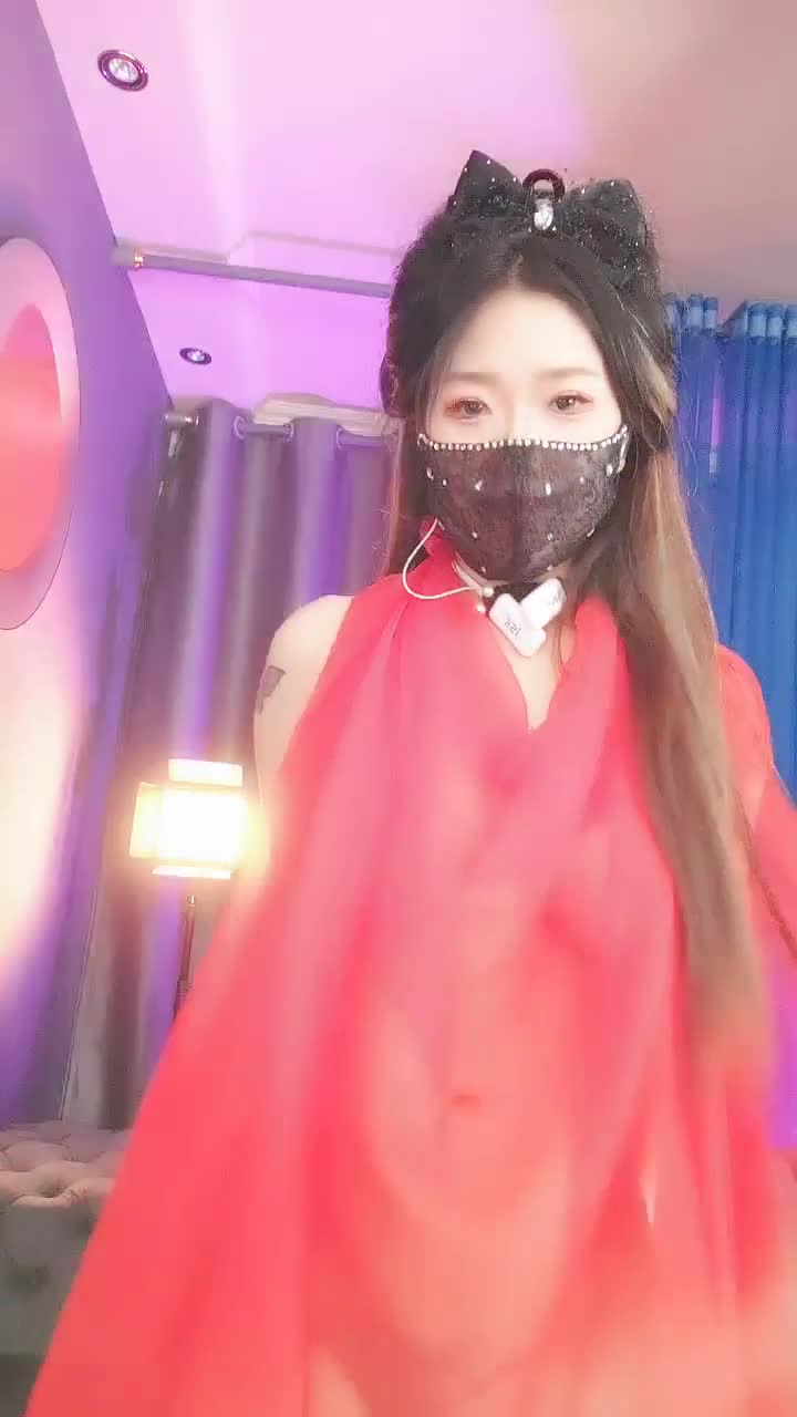 超劲爆裸舞【菲儿裸舞】专业大咪咪热舞~美乳沫奶油~姐妹双人舞【16V】 (14)