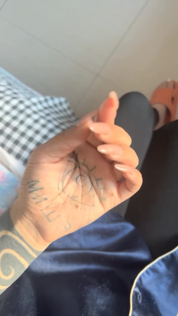 【海超人和大洋游侠】纹身美女~奶钉舌环~柔逼挑逗诱惑[40v] (1)