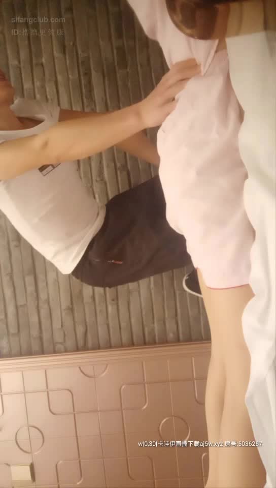 【主播你是谁的可爱】勾搭按摩哥啪啪【75V】  (23)