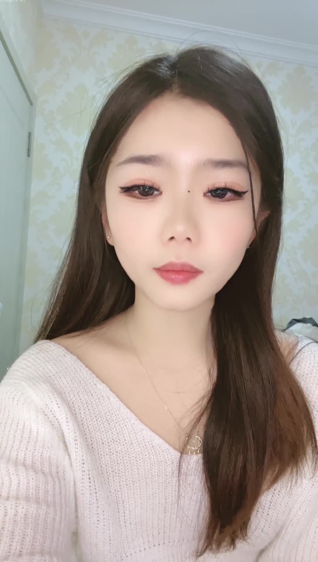 女神下海【卟药酱紫】超性感身材~抖臀骚舞诱惑【11V】 (5)