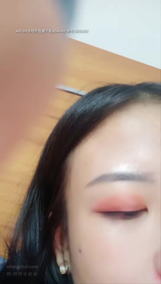 【主播你是谁的可爱】勾搭按摩哥啪啪【75V】  (27)