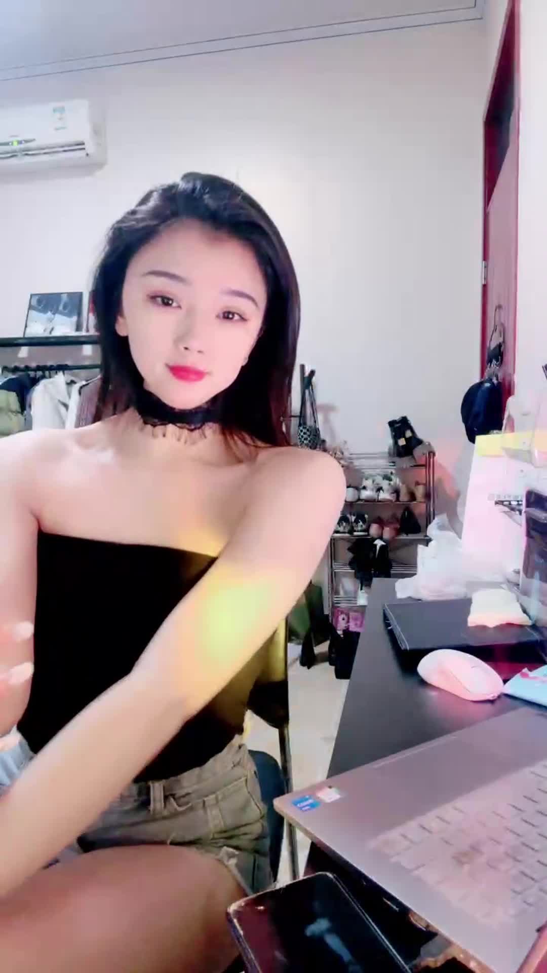 套路直播靡兔s红绿灯美足合集【11V】 (11)