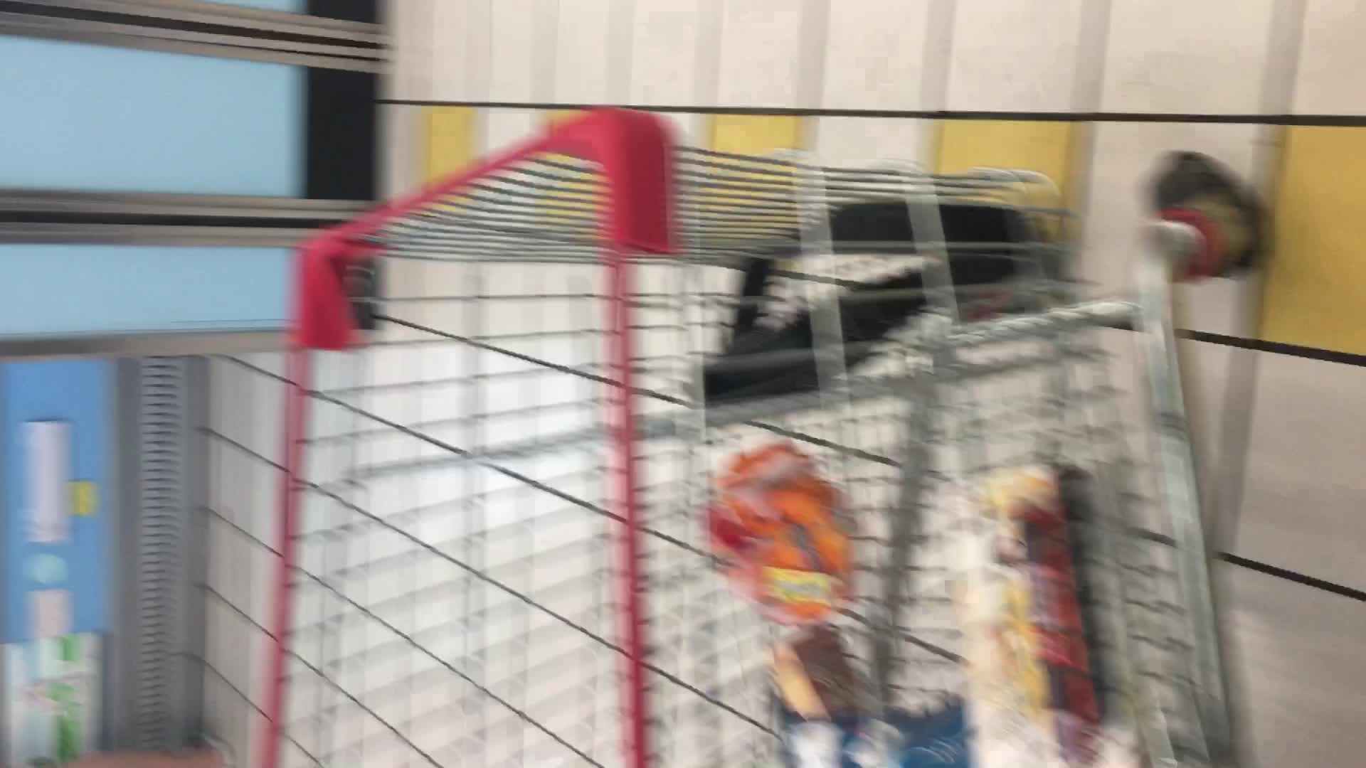 大神极限抄底 各种透网骚丁 透明蕾丝内 无内 尽情展示 【130V】 (3)