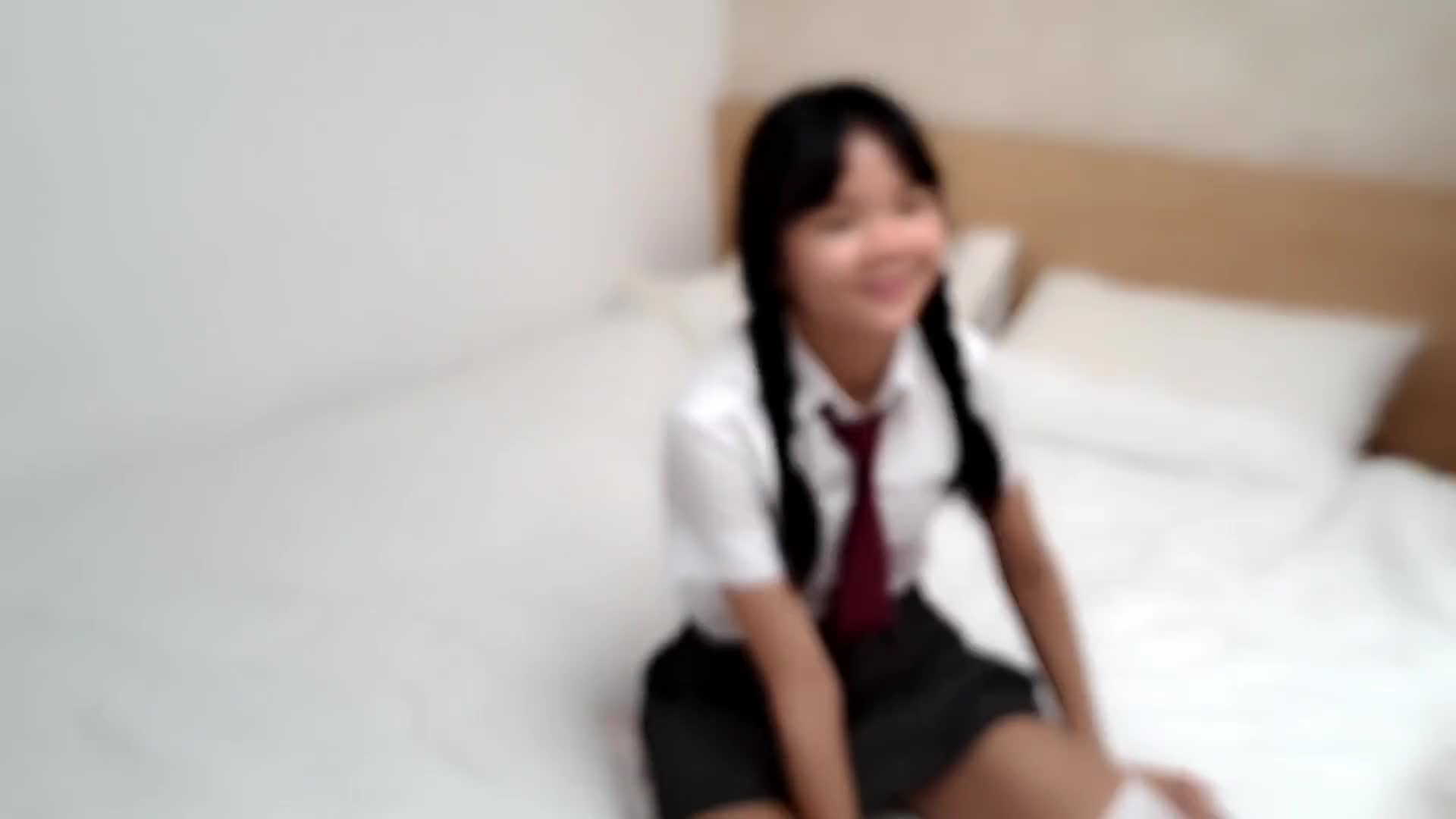 亚裔萝莉FlameHEL和外国大叔BDSM，道具捆绑强制高潮被活活操哭！【256v】 (103)