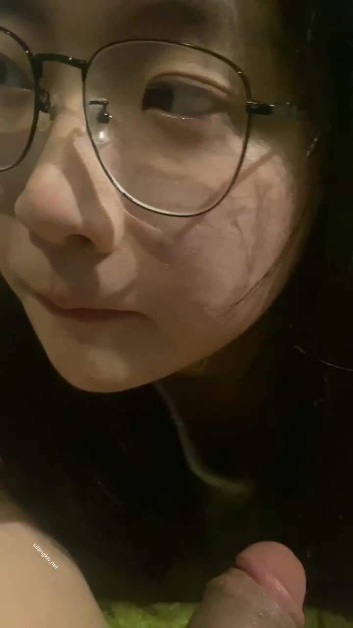 ❤️淫娃艺术生❤️ 高颜艺术学院美女不雅私拍，约炮调教视频整理  蜜臀翘乳  淫靡抽刺【200V】 (11)