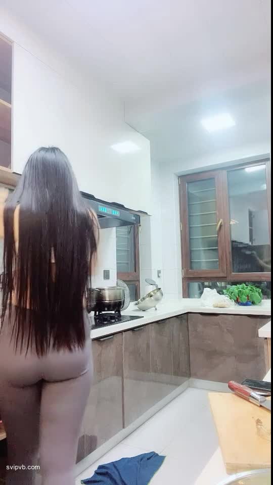 骚浪美女【宅男榨汁姬】公共厕所露出自慰 黑丝跳弹狂震 假阳具抽插【40v】 (47)