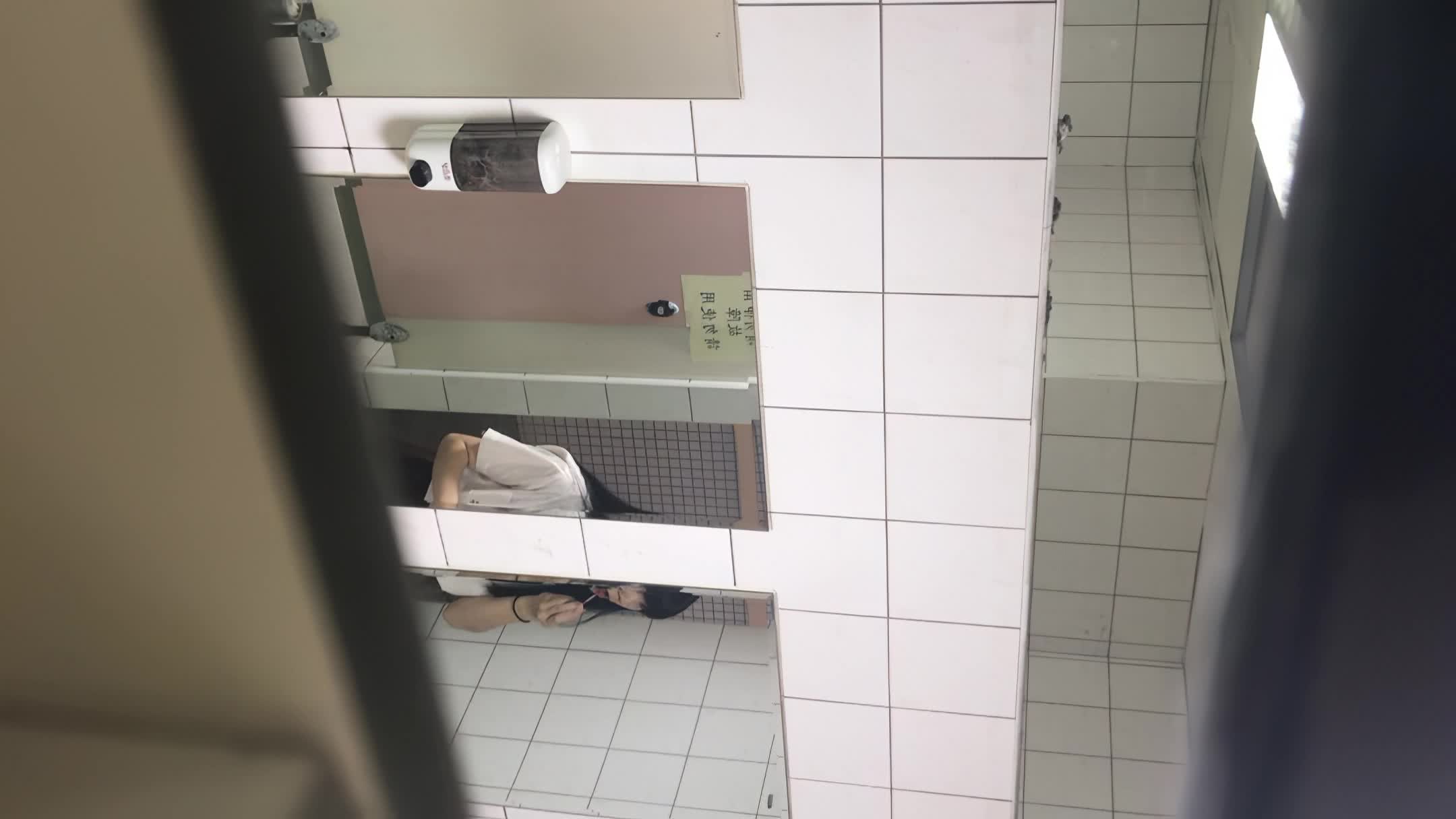 高清修复白袜制服鞋JK美女厕拍啪啪【52V】 (48)