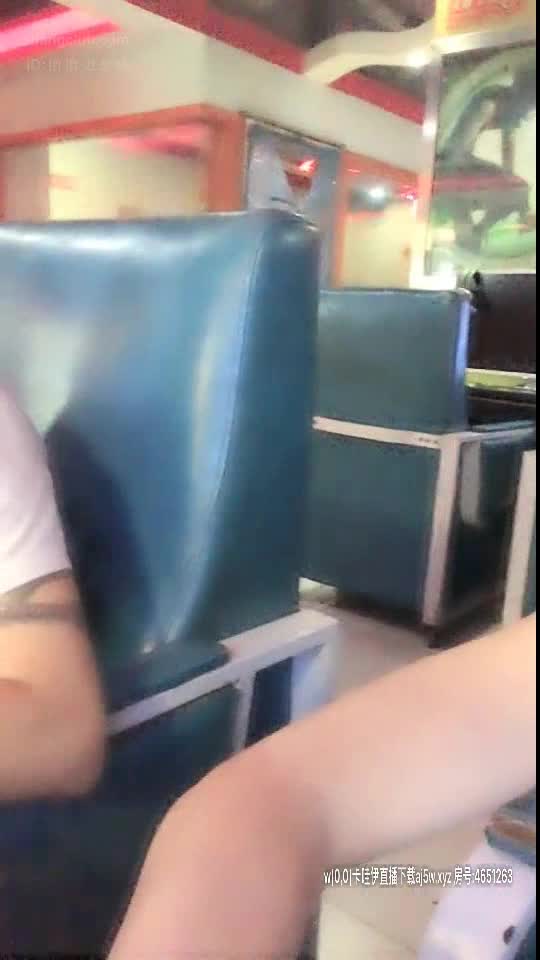 露出主播 网吧露奶 口交野战【小母狗很骚】公园商场 露出 WC自慰潮喷【80v】 (51)