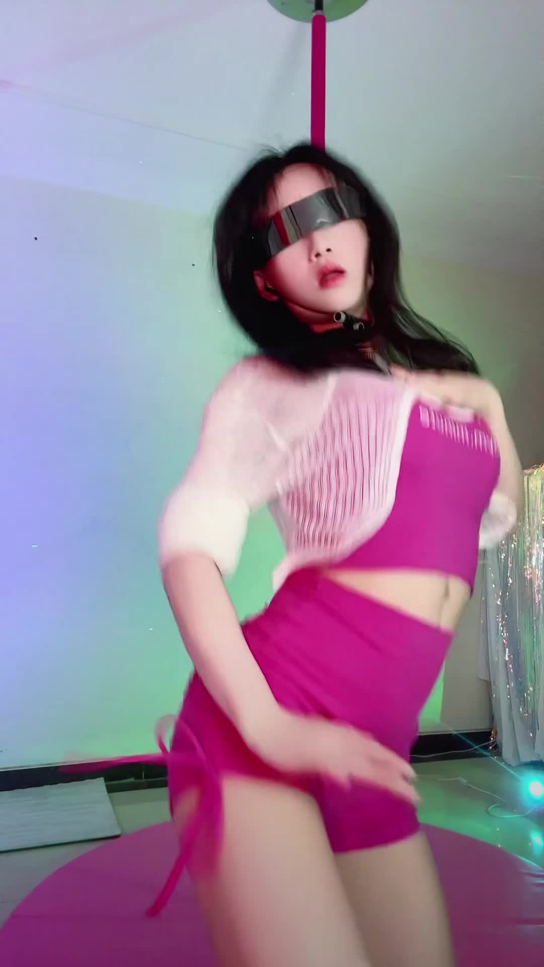 阿紫爱钢管舞 DayInNight 慢摇 长安城 动感光波 利三秒 加特林