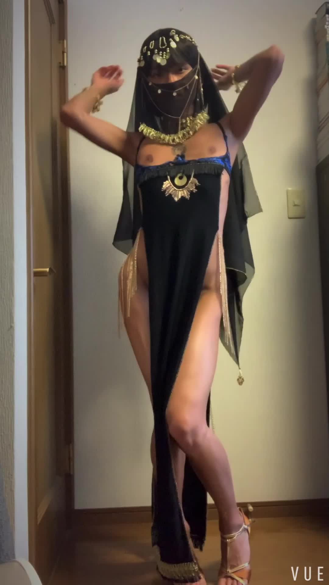 喜欢cosplay的伪娘【Unibunny】假阳具塞菊花  模拟口交 solo自慰 【15v】 (8)