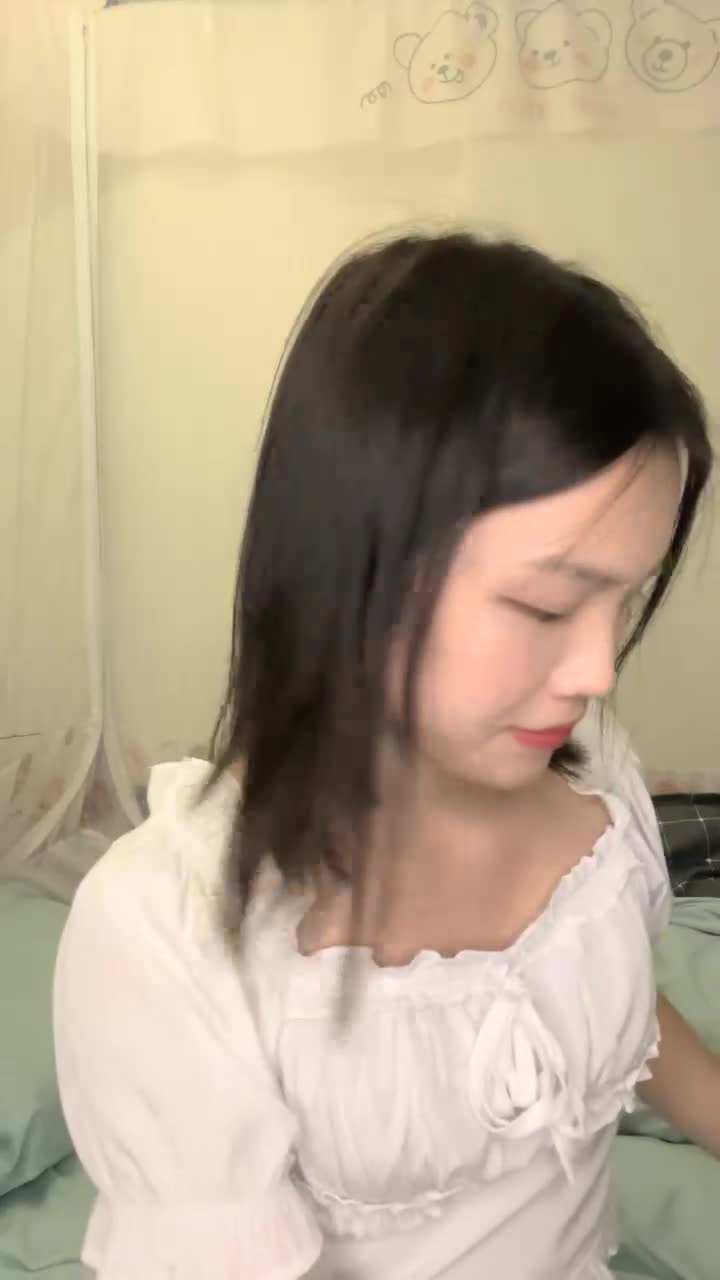 清纯学妹【桃子鱼】邻家女神~清纯学妹~跳蛋道具抽插~大屌狂干【85V】 (35)