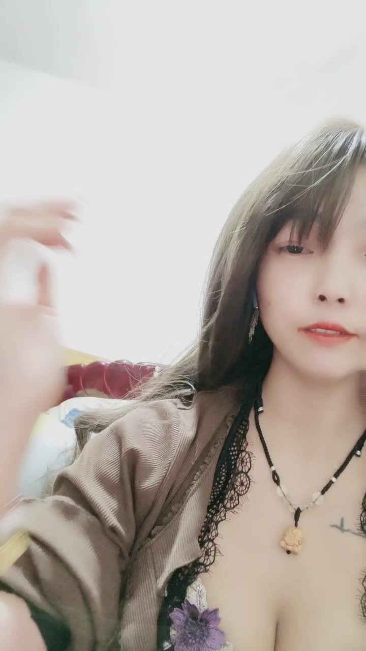 绿播【超哇塞哦】套路婊~迷人乳沟【40V】 (38)