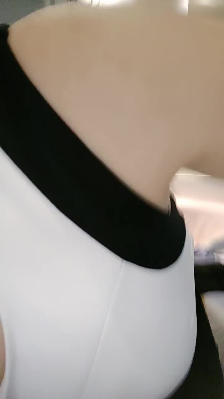 新人御姐【薇薇宝贝a】气质御姐~脱光大秀~特写扭动~道具抽插【20V】 (15)