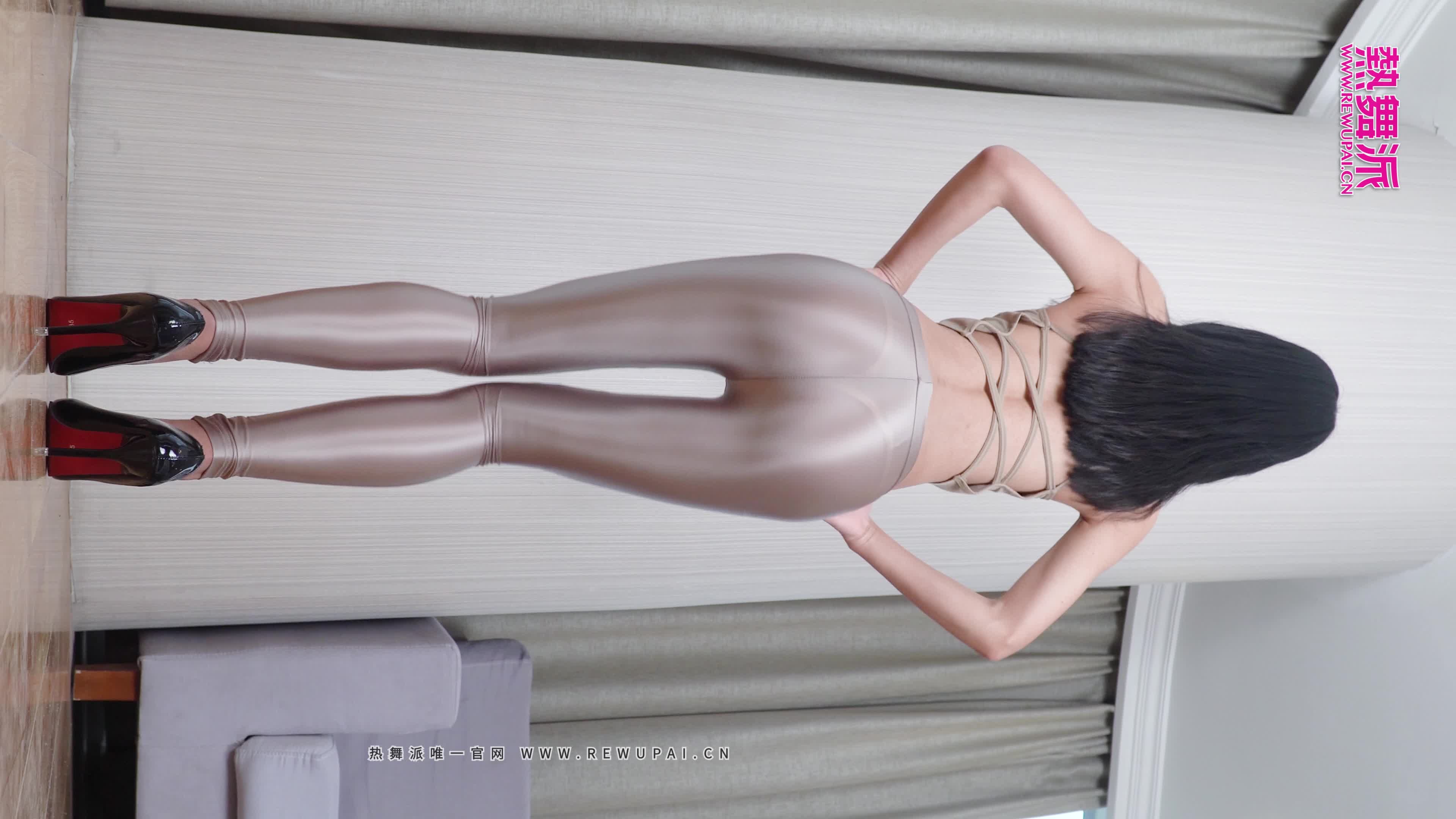 超骚后背摇热舞  情趣挑逗  青春活力【25V】 (20)