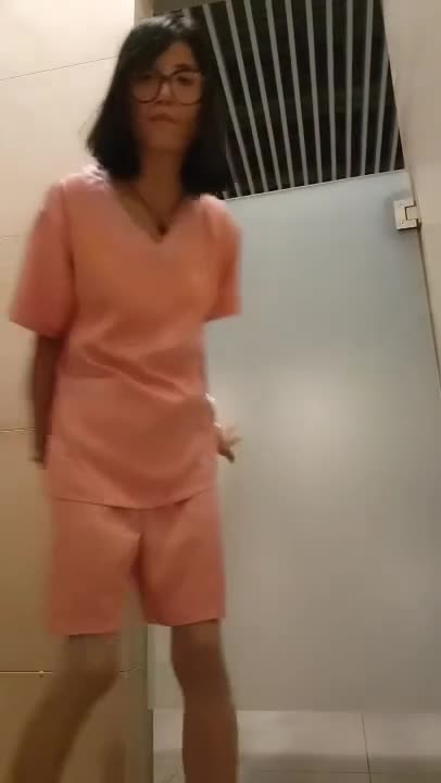 I’m so horny help me!! (64ad807033a5b)