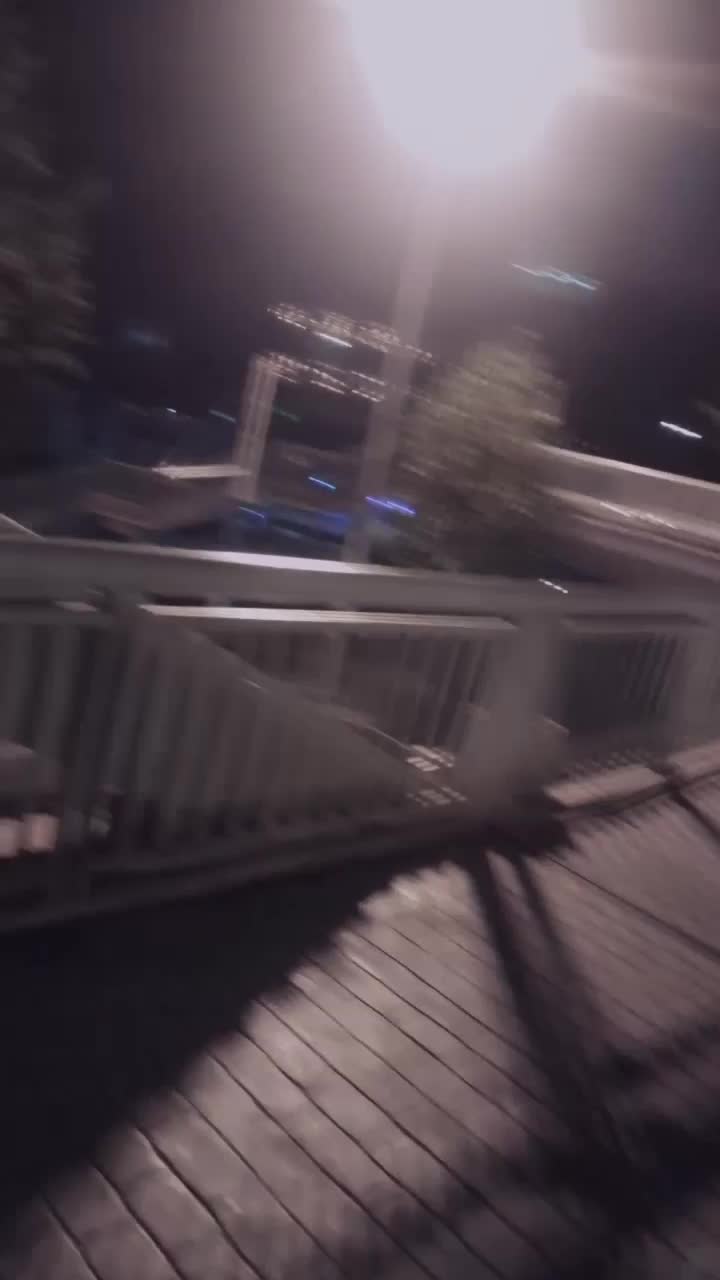 国产伪娘曦曦户外COS露出自拍【61V】 (12)