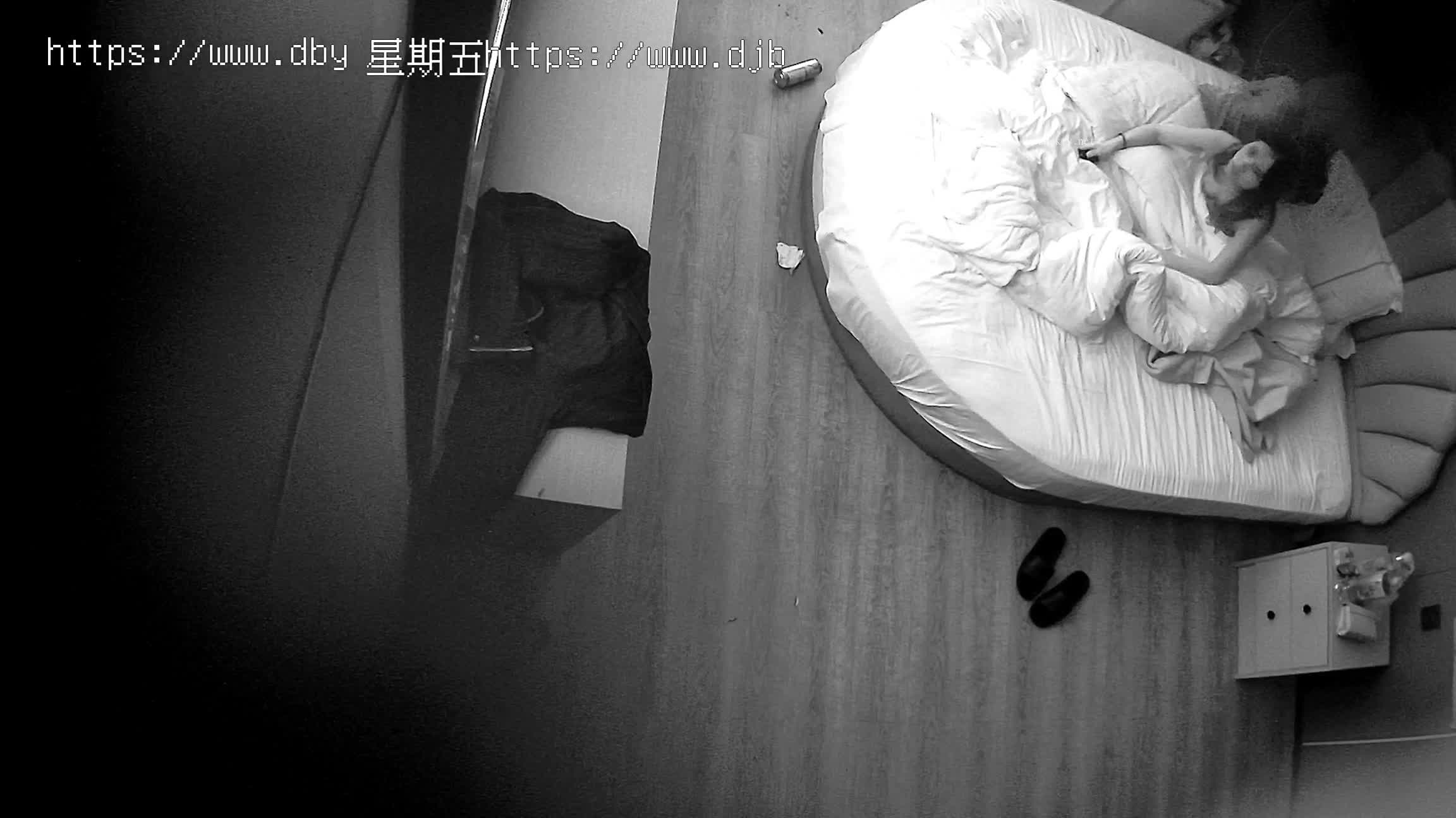 最新酒店偷拍 气质女白领和胖小伙酒店偷情 各种体位啪啪【10v】 (7)