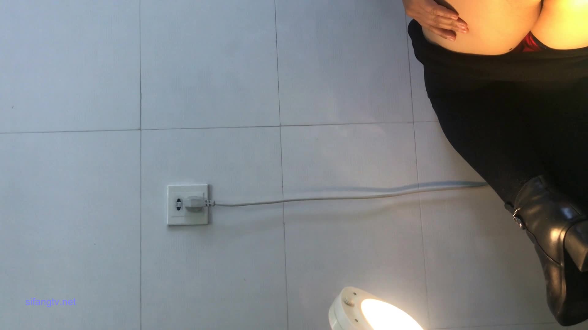 某房流出【医院身体检查 】偷拍少女少妇 做心电图 菊花消毒等等合集【48v】 (21)