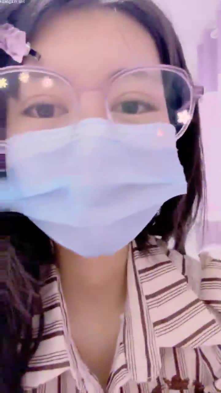 超嫩极品学妹【毛桃幺】极品粉嫩鲍鱼~真想舔一口啊~冒白浆【30V】 (27)