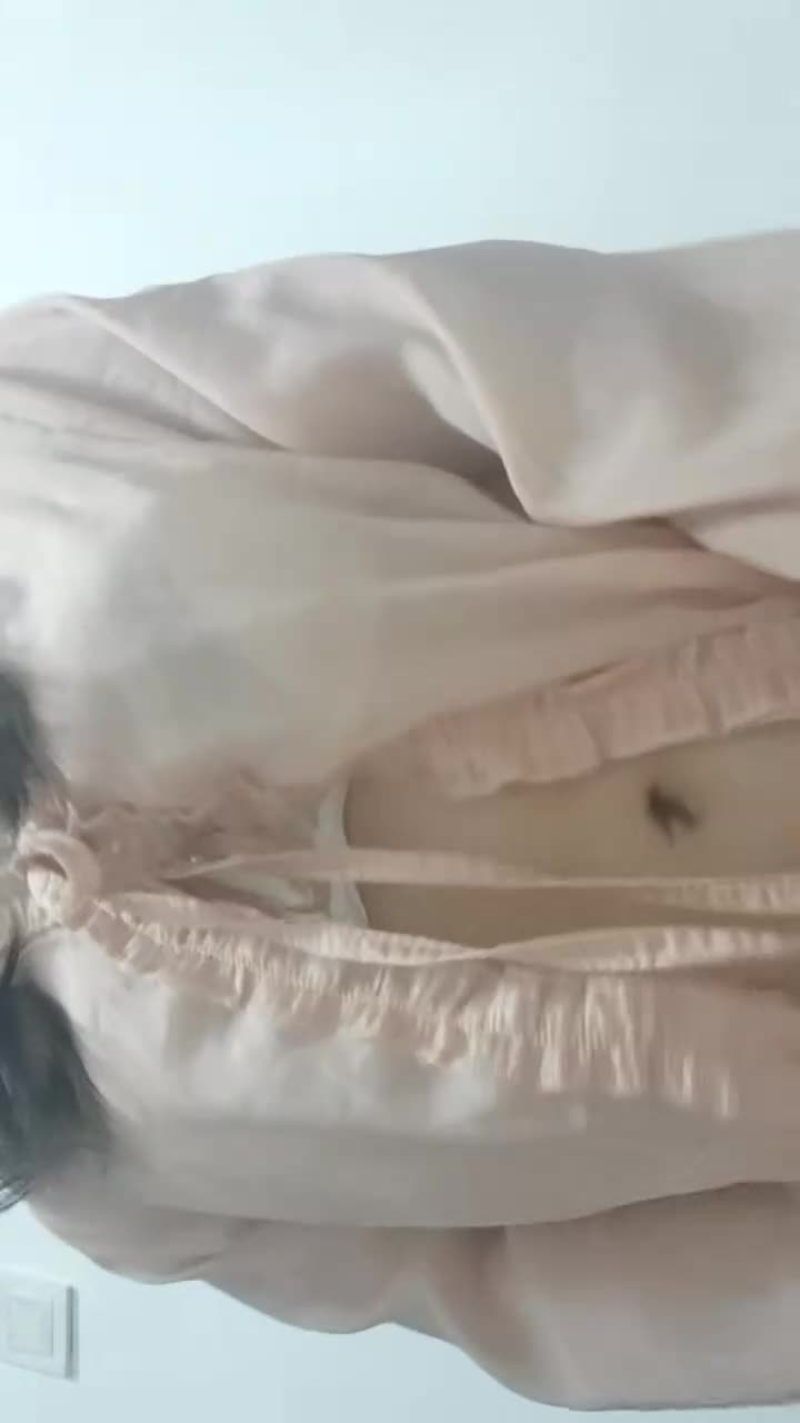 【大一清纯小学妹】巨乳学妹~! 户外跳蛋~掰穴特写~流浆【44v】 (19)