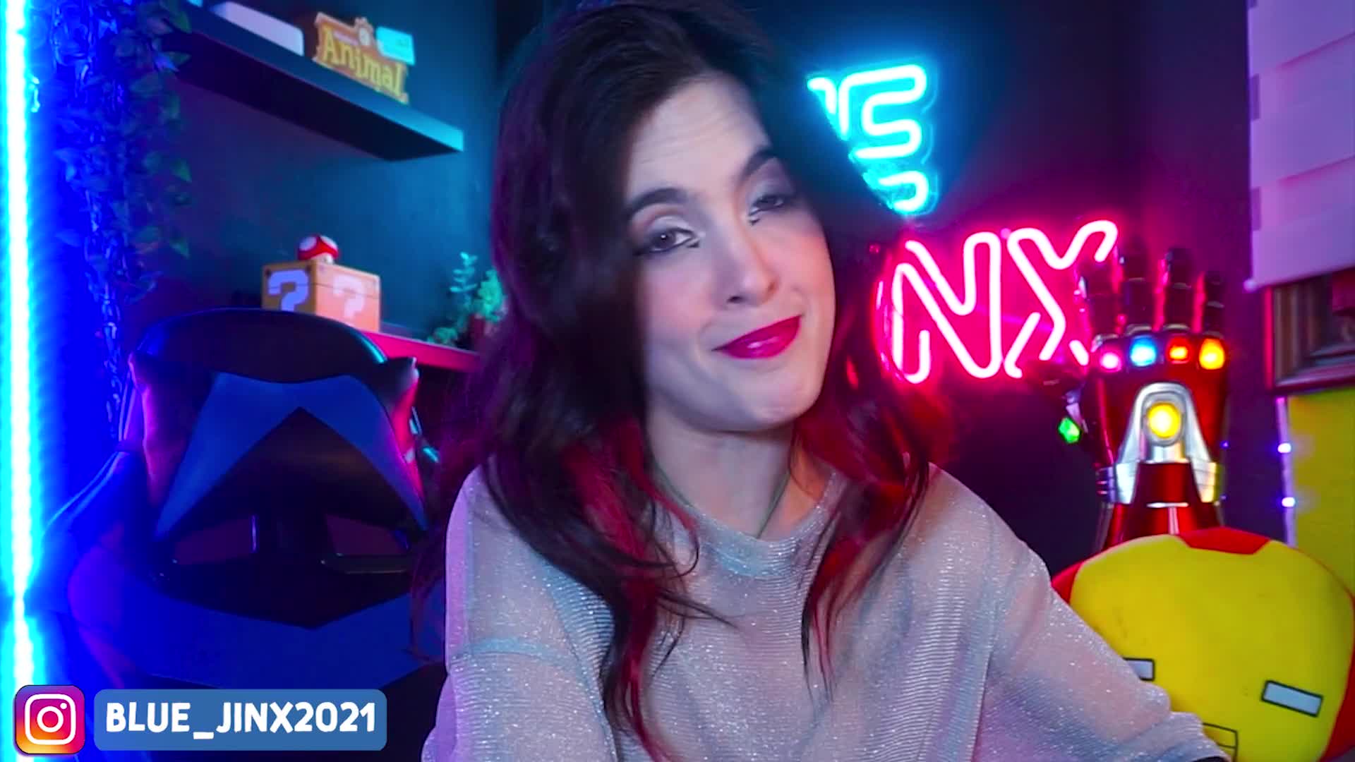 【自整理】倒立吃屌 巧克力黑屌4P三通骚货 带剧情【86V】 (85)