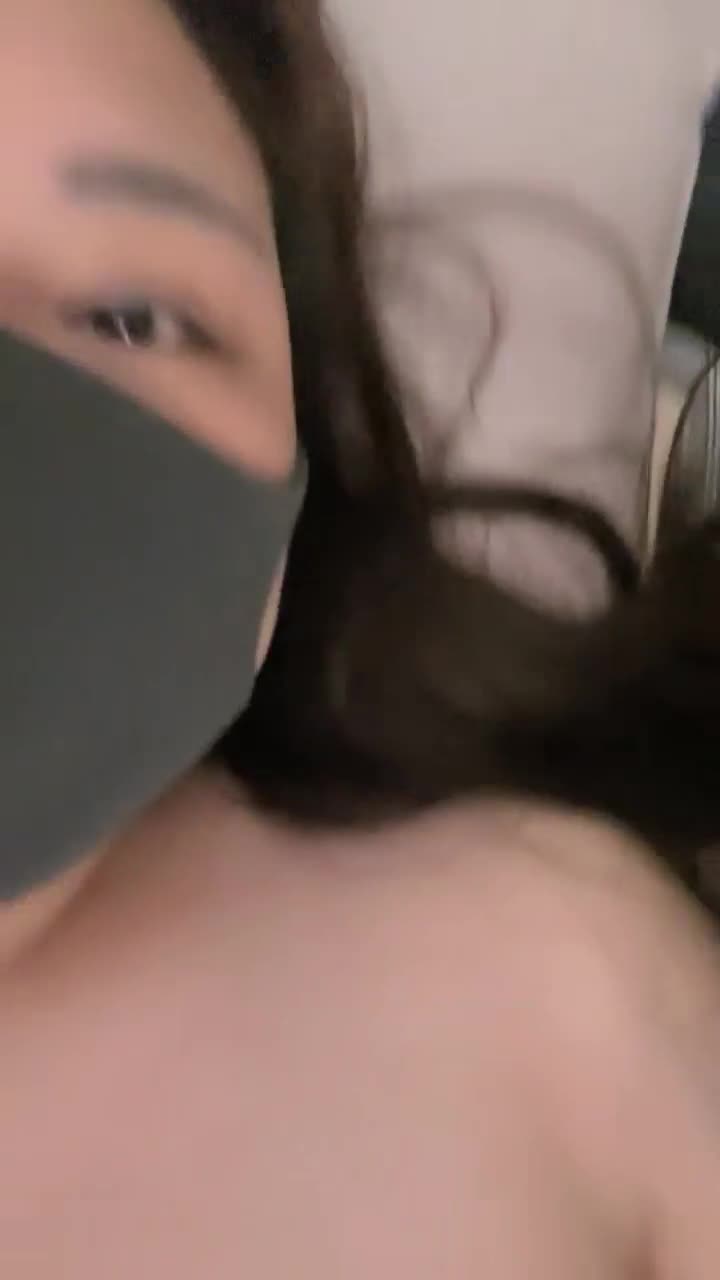 重坦学妹【枫糖2233】巨乳学妹~抖奶诱惑~跳蛋爽震 ~道具抽插~户外喝尿【43V】 (15)