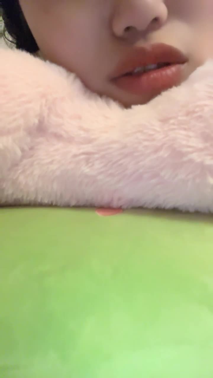  极品G奶学妹【学妹求爱爱】超美乳极品身材~超级大奶子~全裸洗澡 跳蛋自慰【35V】 (9)