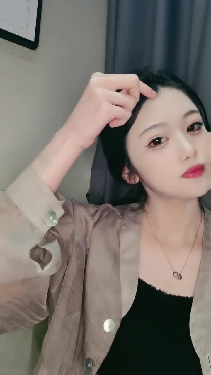 颜值女神【楚歌】极品露脸裸舞，跳蛋自慰诱惑，10-12月直播合集【37V】 (32)