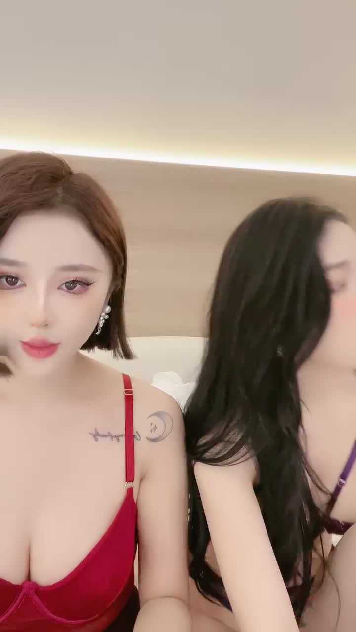 自录~高段位气质御姐【巭孬】姐妹花~模拟被干~大奶晃动【13V】 (11)