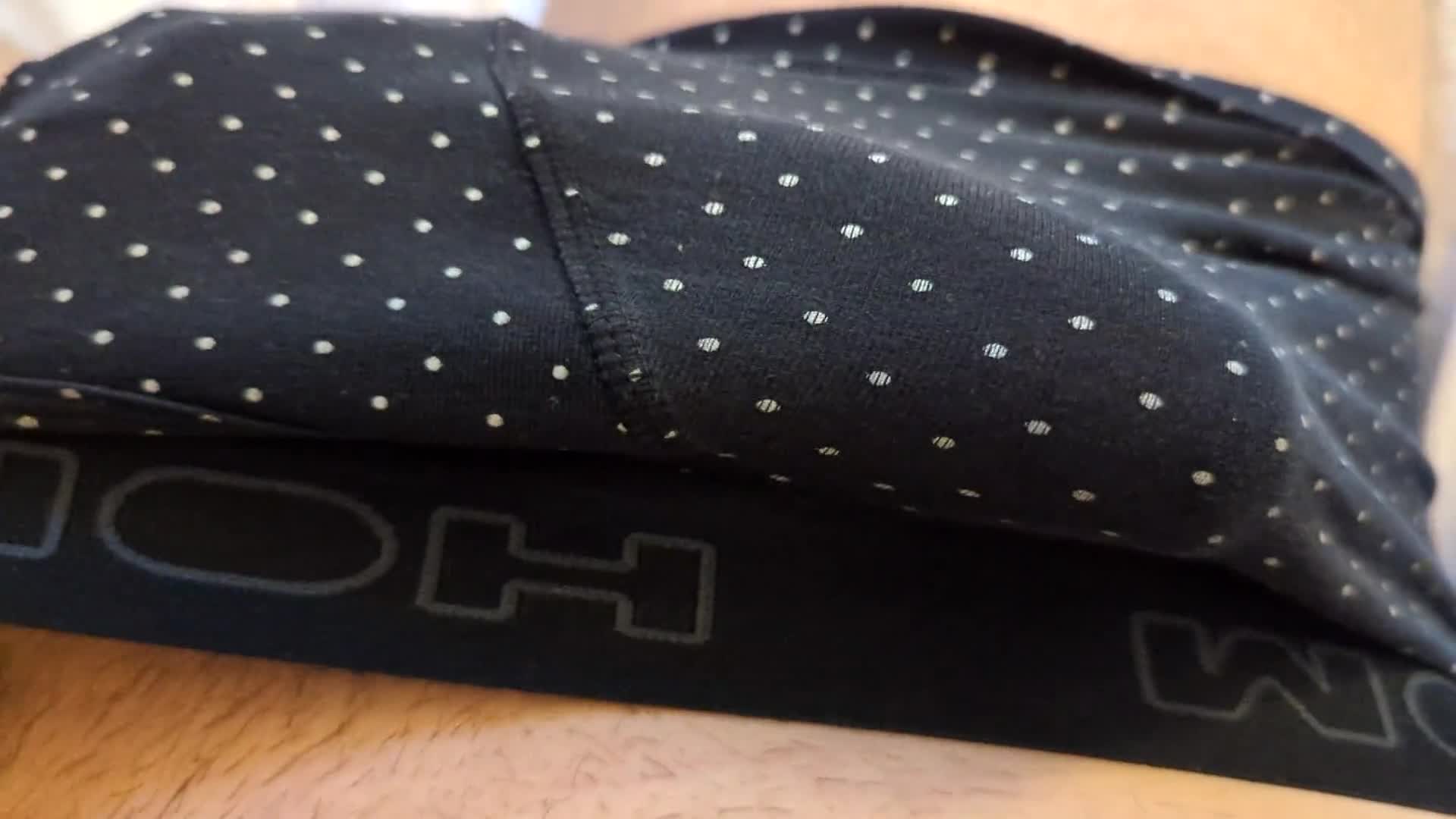 【自整理】这个有点猎奇了，大鸡巴帅小伙不爱真逼爱假逼，天天用鸡巴操不过瘾还上嘴舔！【140V】 (41)