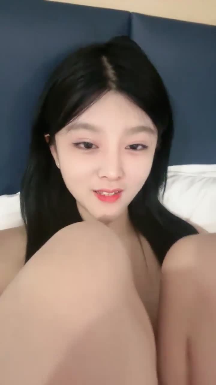 绿播下海【苏州狐狸】巅峰颜值~居然脱光了【23V】 (18)