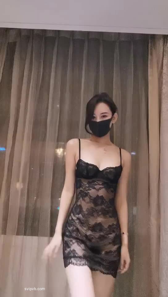 前凸后翘 美乳御姐【幽幽大美女】部分收费房 性感裸舞 自慰诱惑【56v】 (55)