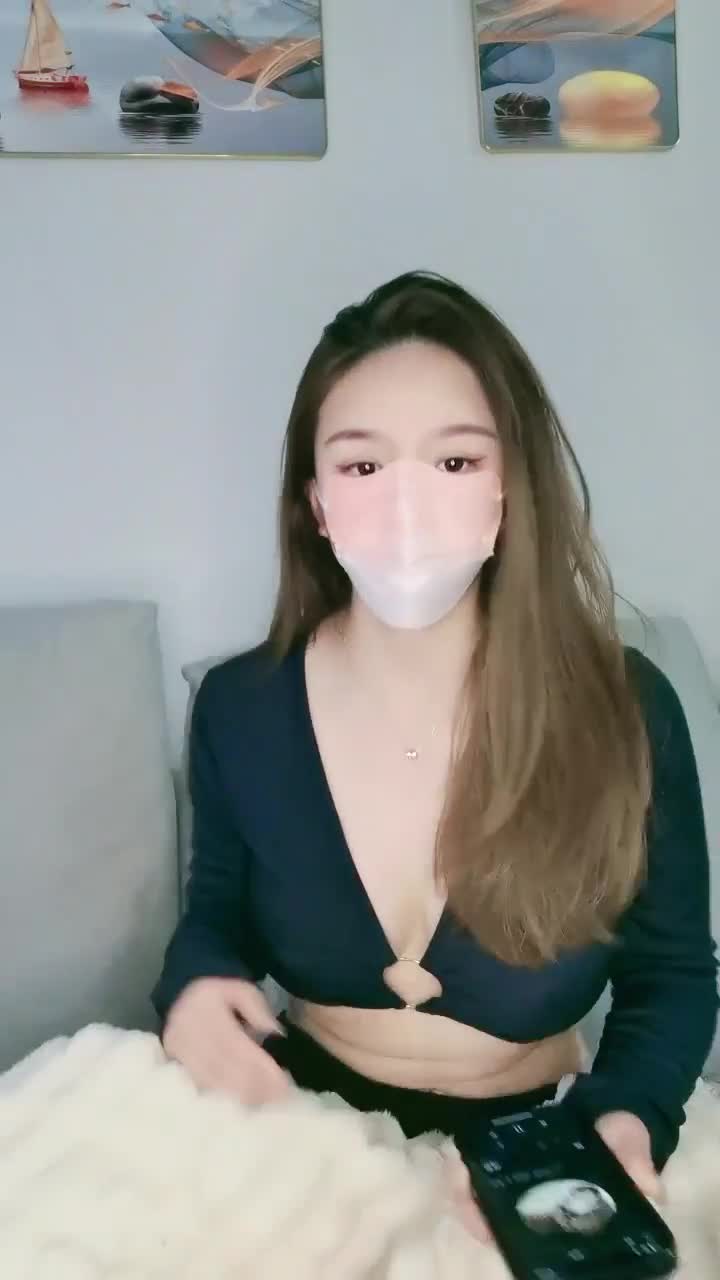 女神终于下海了【池恩啊】超级大奶~销魂裸舞~自慰大秀【22v】 (20)