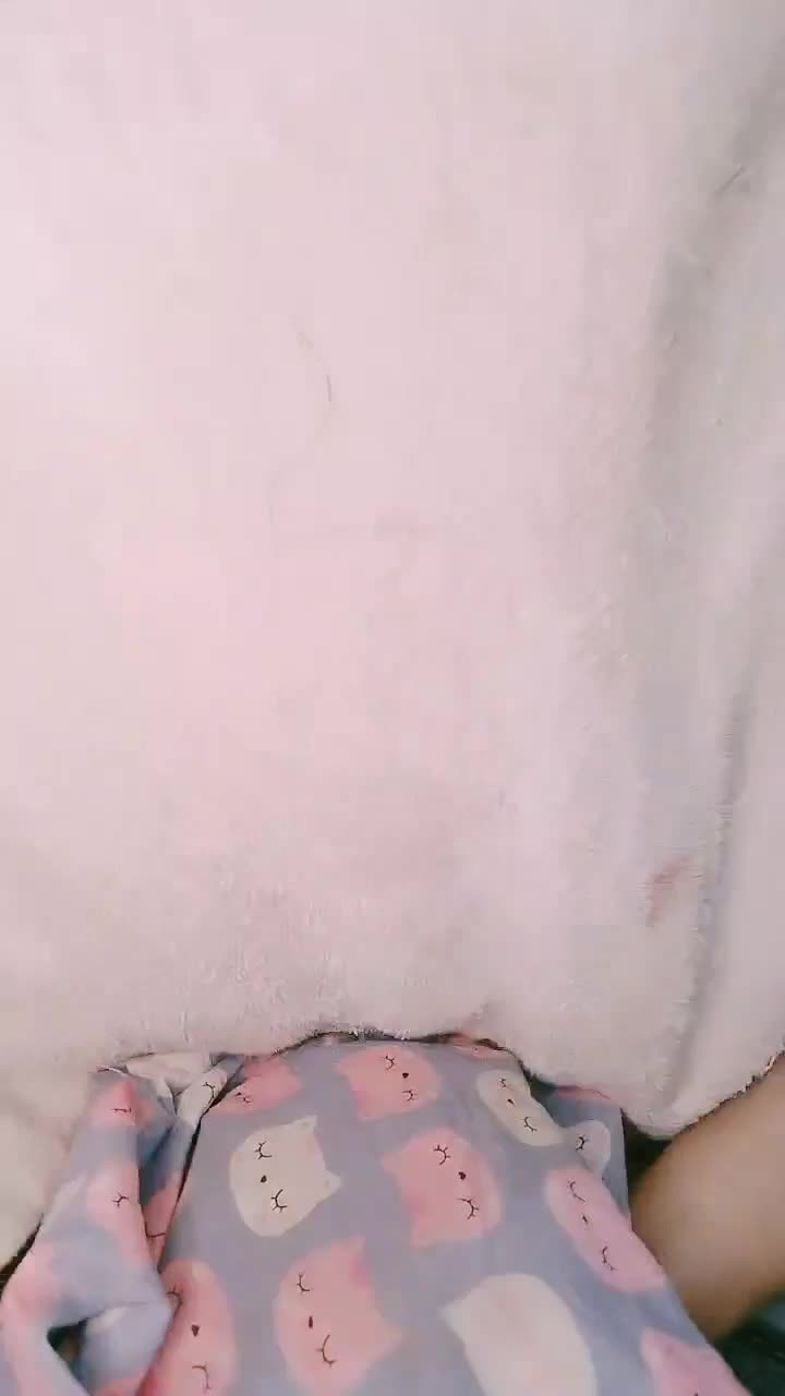 超级重口【运动老师】多位女主~变态万玩物自插~拳交啪啪【19V】 (16)