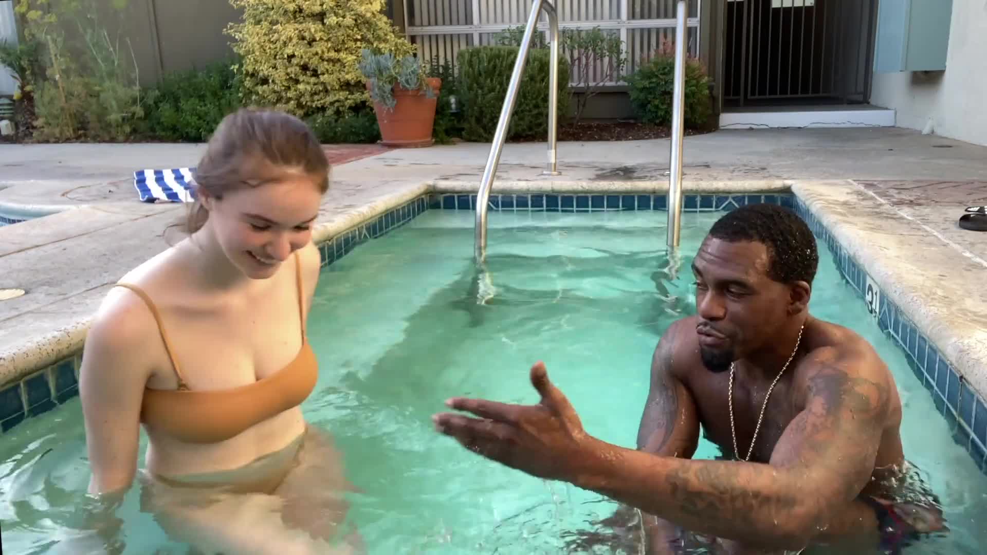 【自整理】大老黑一打三还绰绰有余，种族优势还真不是盖的！【94V】 (46)