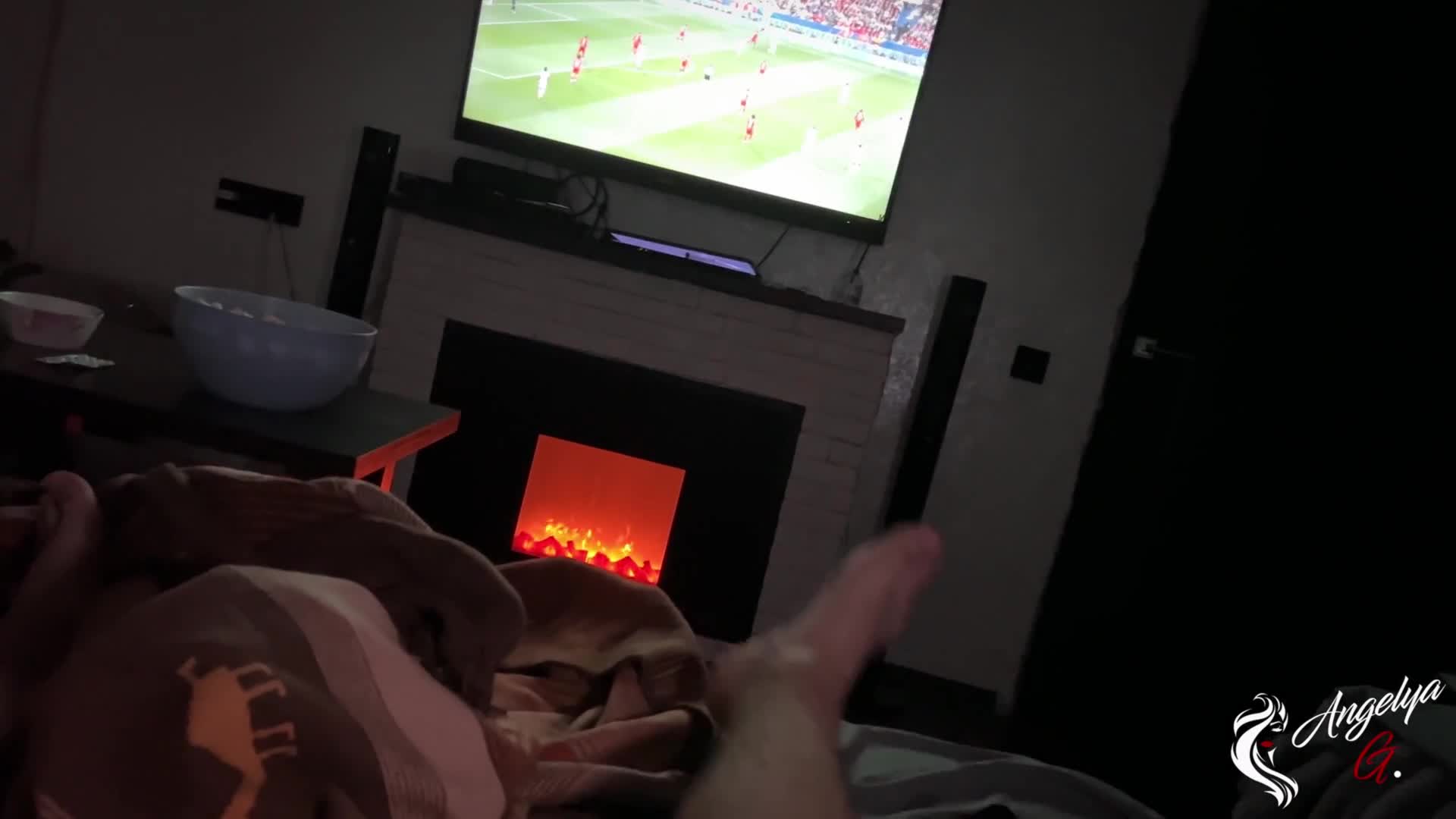 My friend prevents me from watching football,UEFA Champions League 2022 (ph6293b6277dc3f)