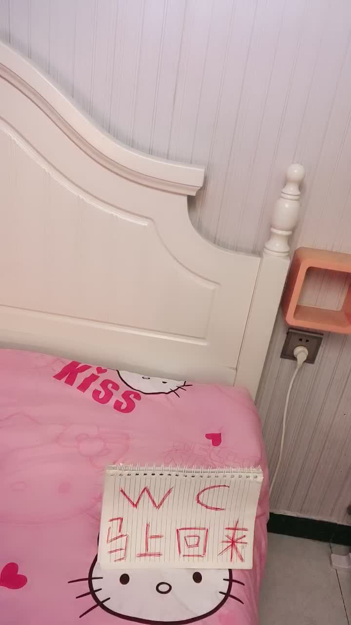 自录无水~大奶主播【原味大湿姐】巴黎世家~丝袜美脚~珍珠内裤【29V】 (24)