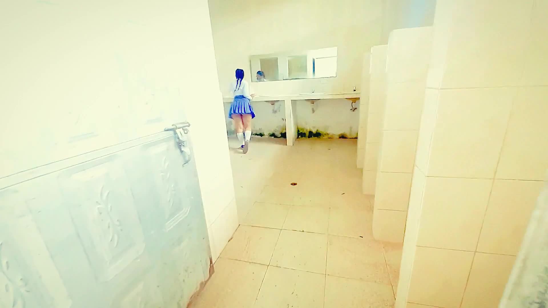 【自整理】我和性感的丈母娘发生性关系，把它录下来上传到网上！【122V】 (36)